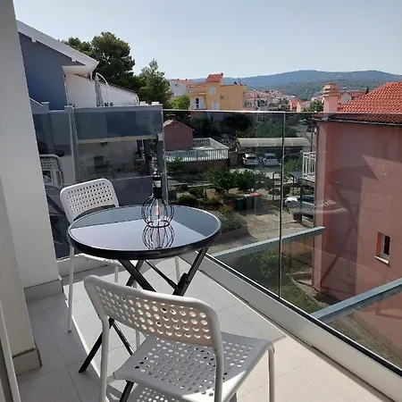 Apartments Tonka Primosten Exterior photo
