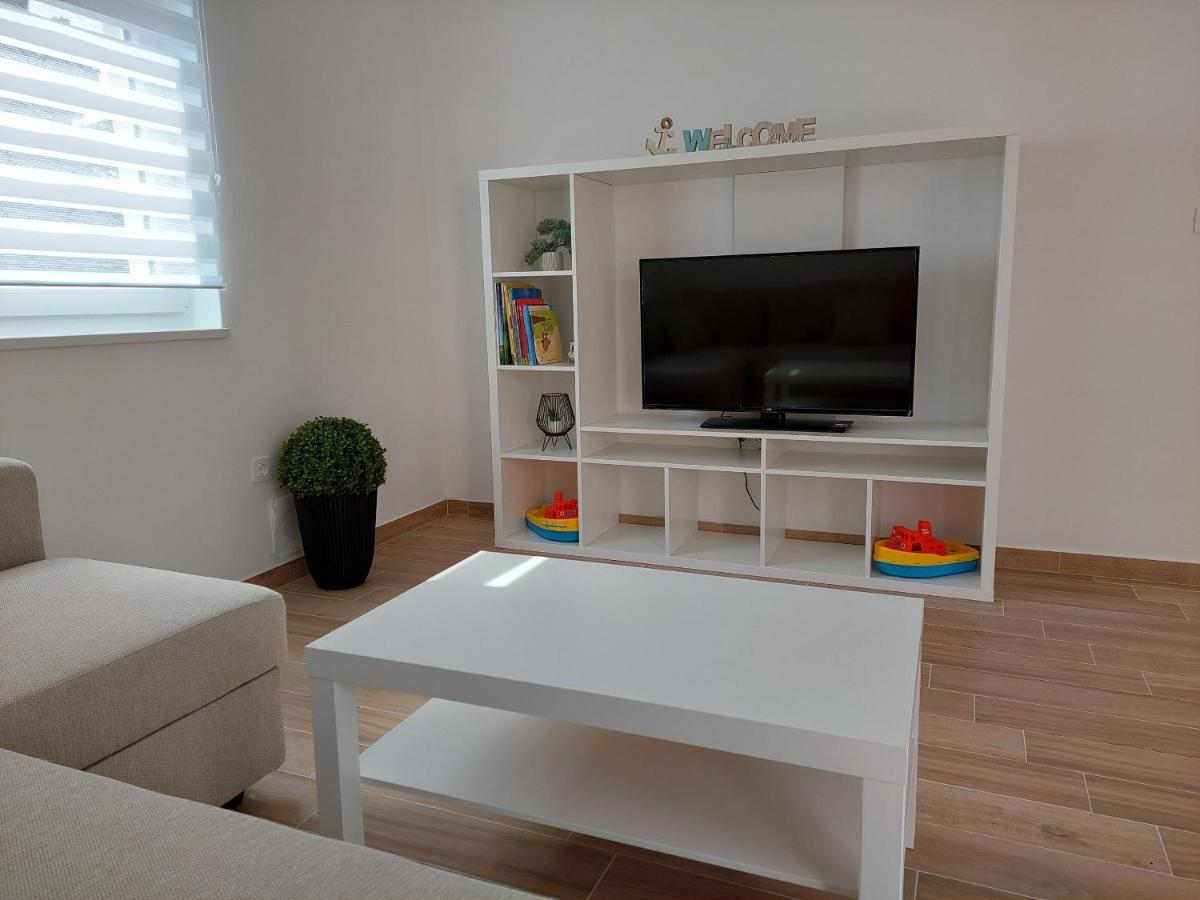 Apartment Tonka Primosten